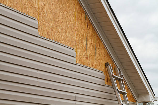 24/7 Emergency Siding experts in Asheville, NC